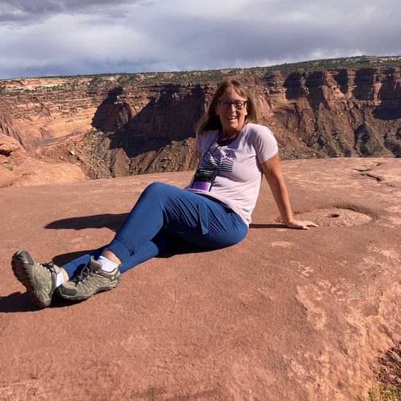 Meet your Posher, Julie - Picture 13 of 15